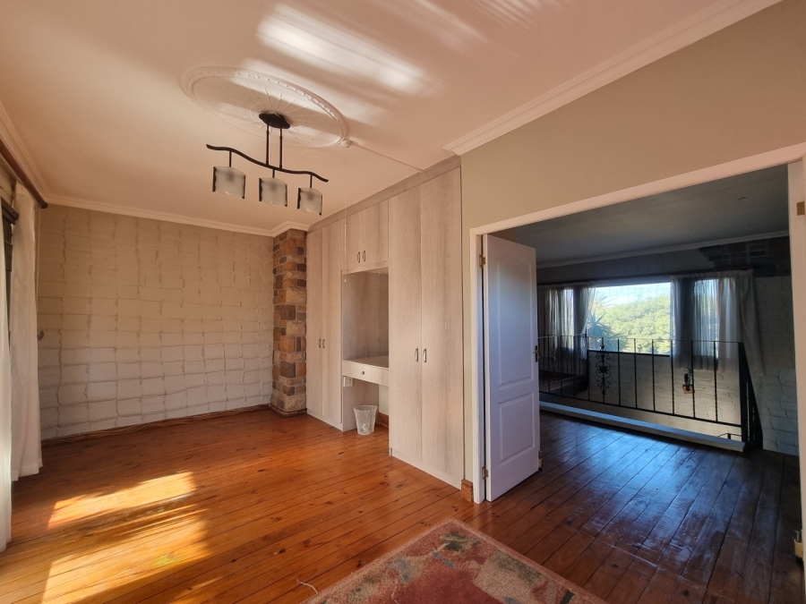 4 Bedroom Property for Sale in Table View Western Cape